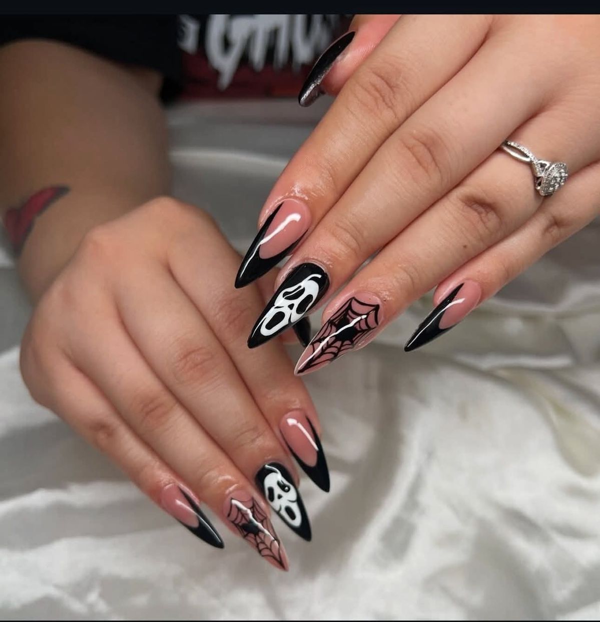 1ST NAIL BAR nail photo 2